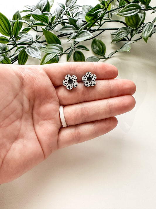 Spotty Daisy Earrings